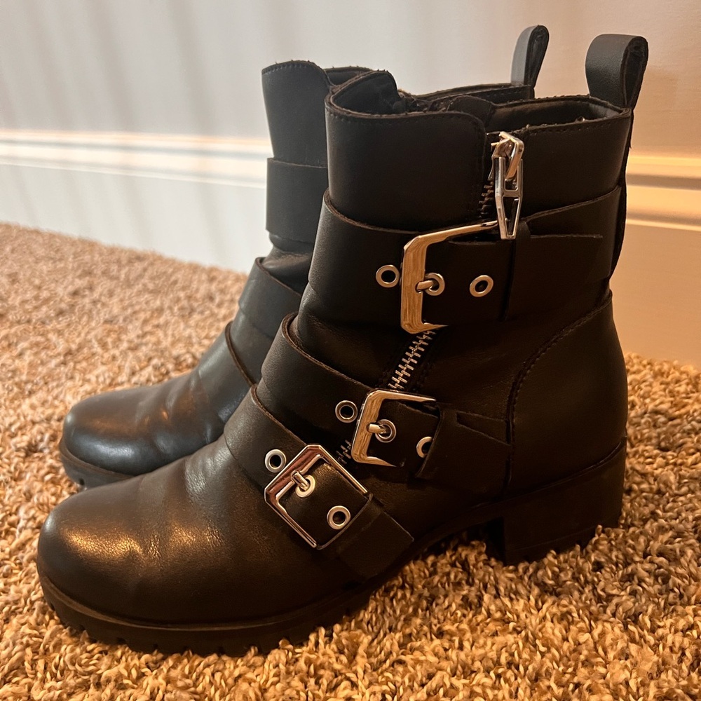 Women’s black Moto boots gently worn size 7.5.